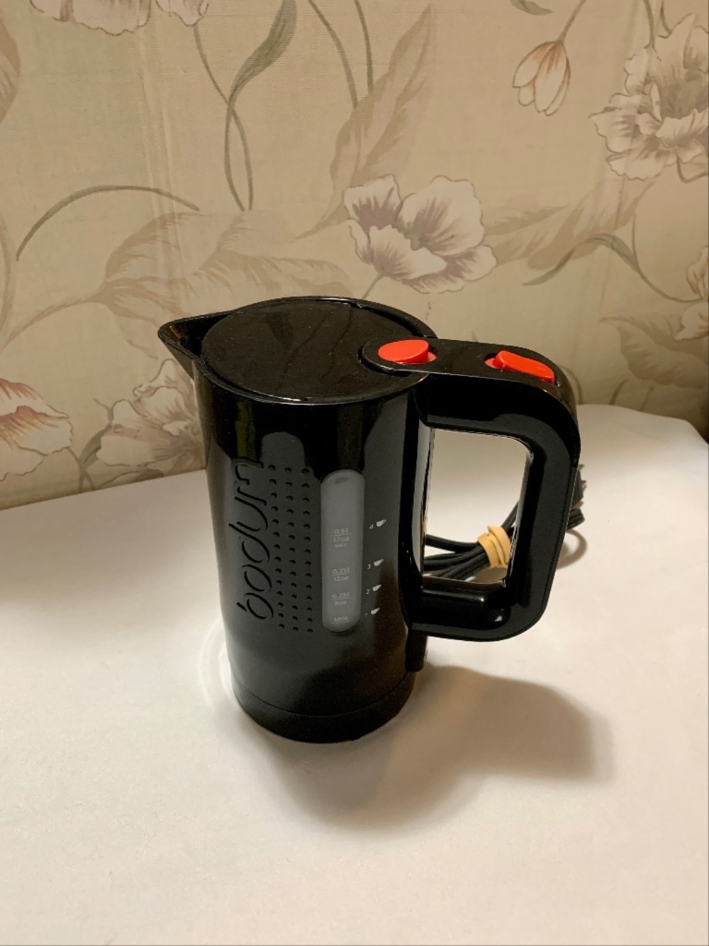 Lot of Two (2) Bodum Items - 4 Cup Electric Water Kettle and 1 Cup French Press
